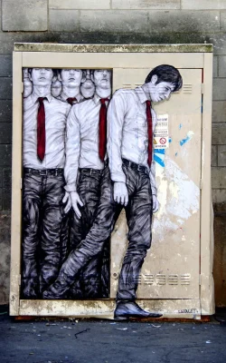 Levalet® | "Ressources Humaines" - Sreet art mural graffitti creative intervention urban public spaces Paris
